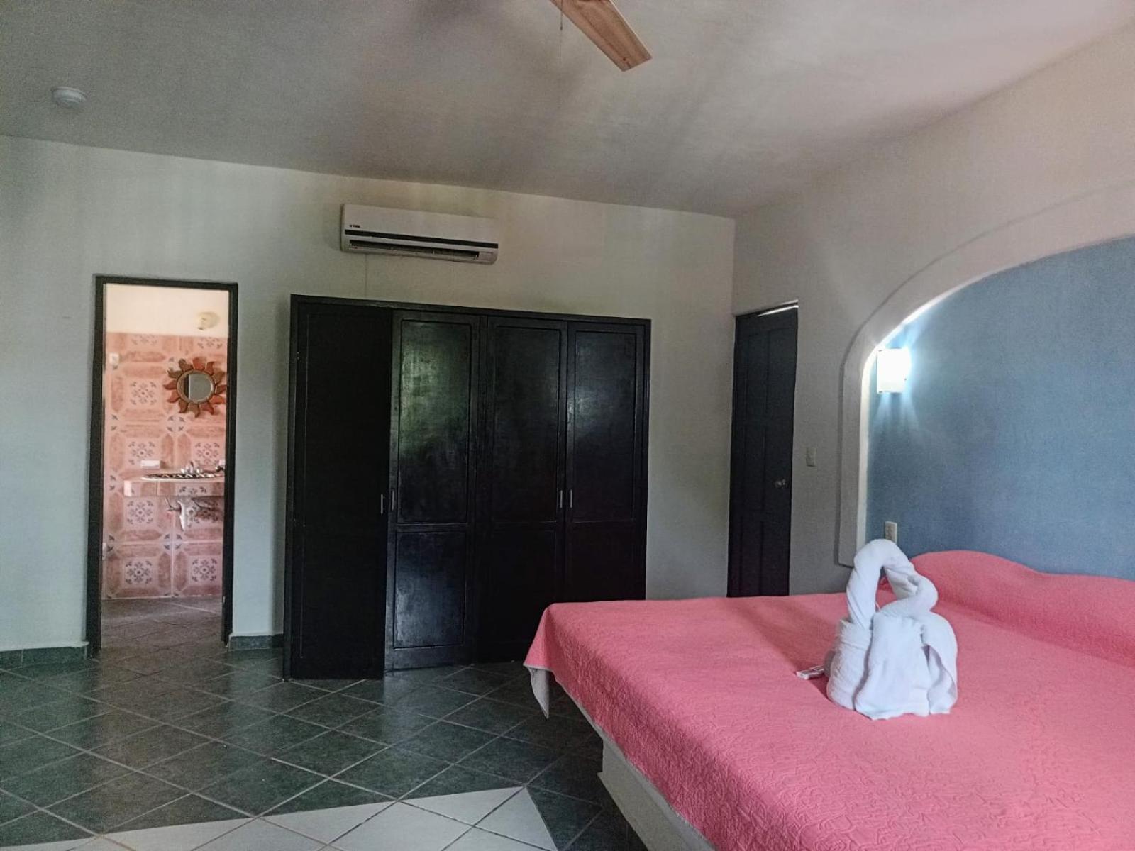 Hotel Atlantida プレヤデルカーメン エクステリア 写真